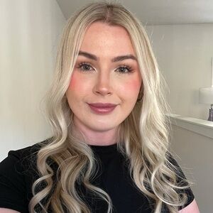 Meet your Posher, Michaela